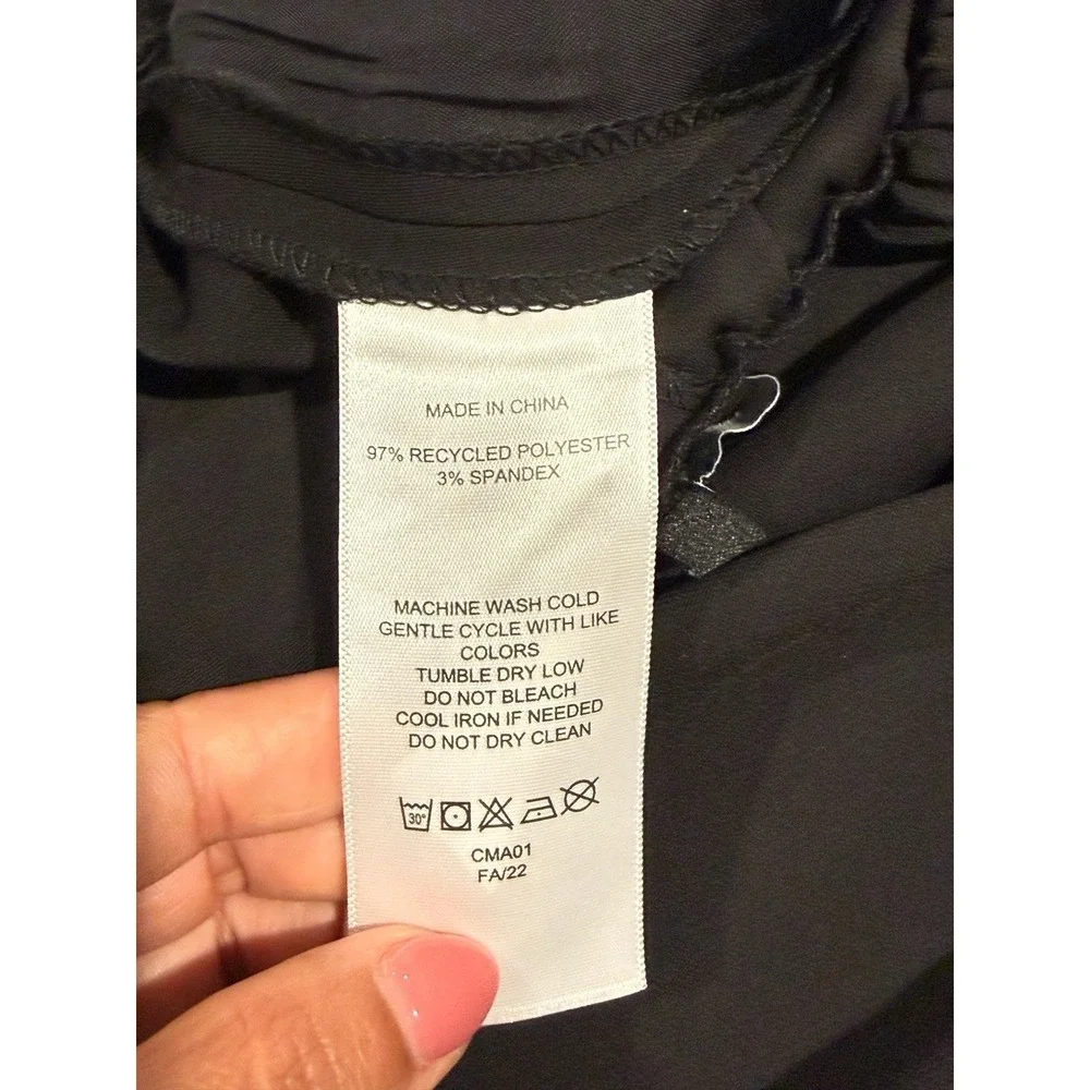 Quince Stretch Crepe Pleated Ankle Pants‎ black Women's Size Medium NWOT